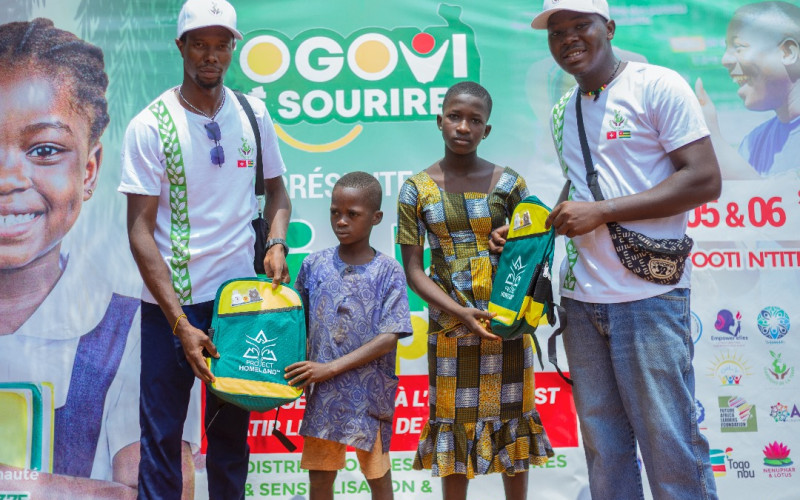 Vogan: plus de 200 kits scolaires offerts aux enfants de zooti N'Titikopé pour une rentrée pleine d'espoir